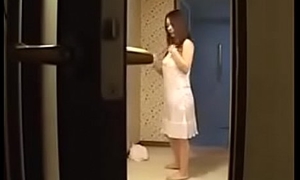 Japanese Asian Mammy showes their way Lady concurring Sex
